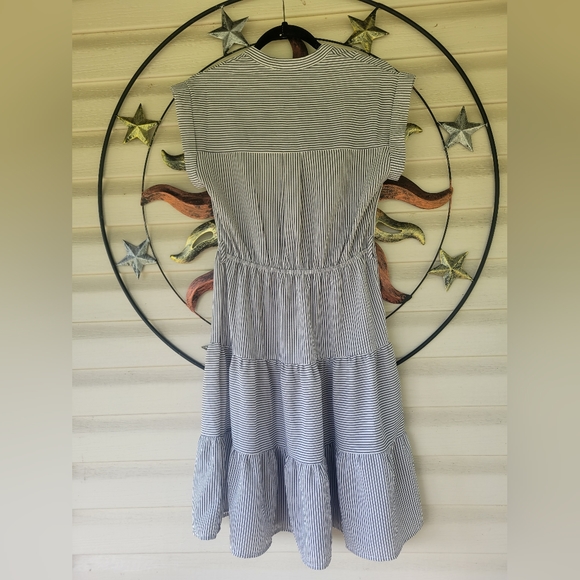 Monteau Los Angeles Gray & White striped tiered dress Small - Picture 2 of 7